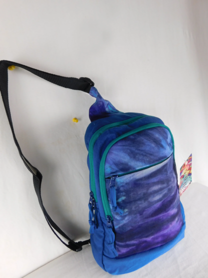 SLING BACKPACK IN TIE DYE - Image 2